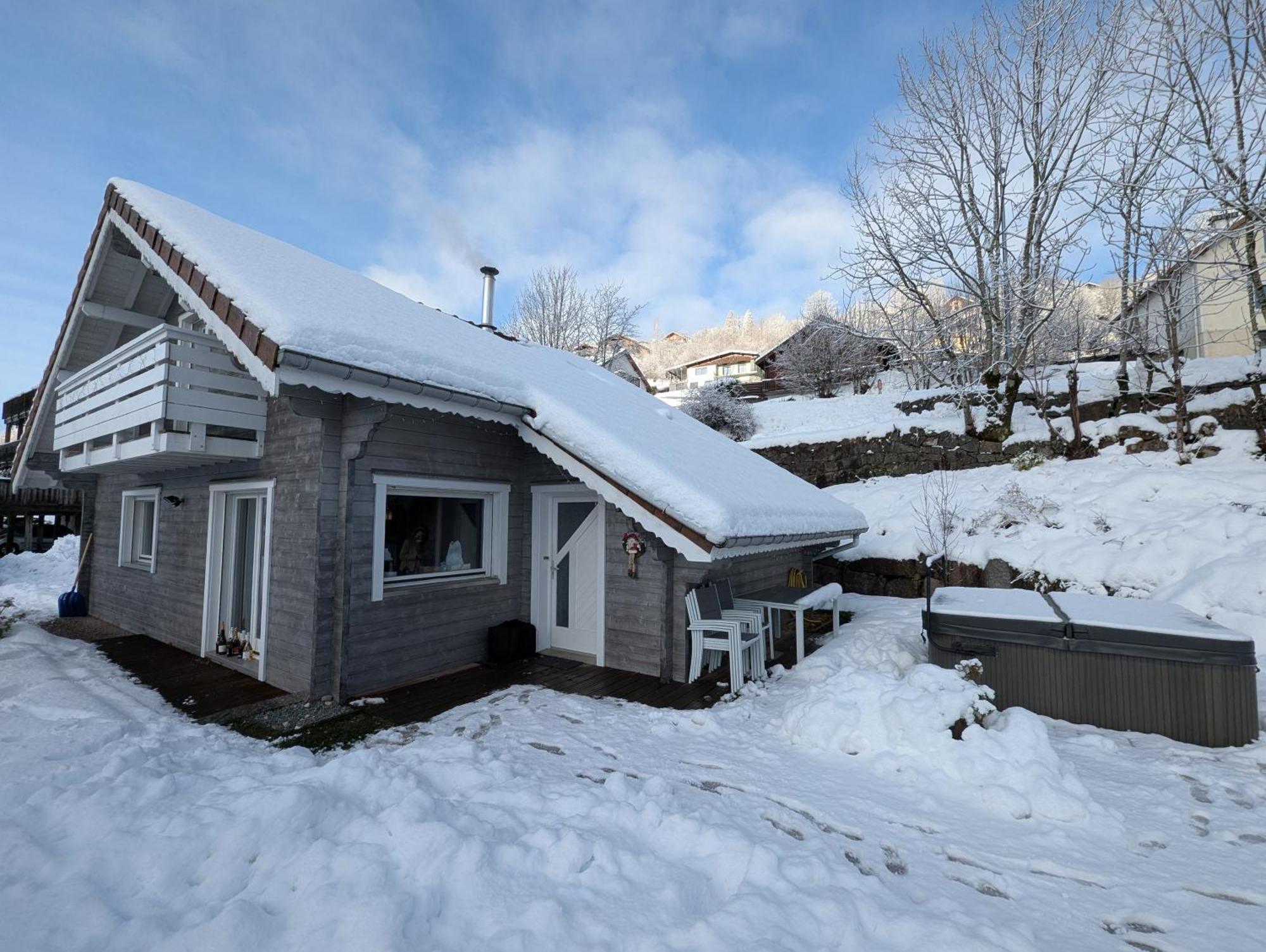 Chalet Sauna Jacuzzi 6 Personnes Ла-Бресс Екстер'єр фото